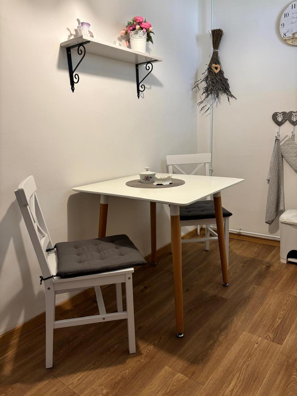 Apartman Vendy Карлови Вари Екстериор снимка